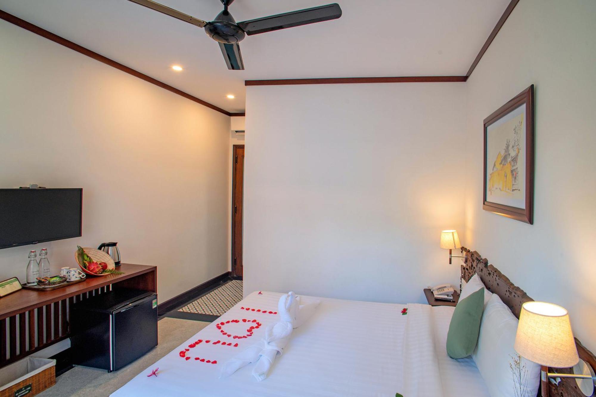 Mayci Boutique Hotel & Restaurant By Amber Hoi An Exterior photo